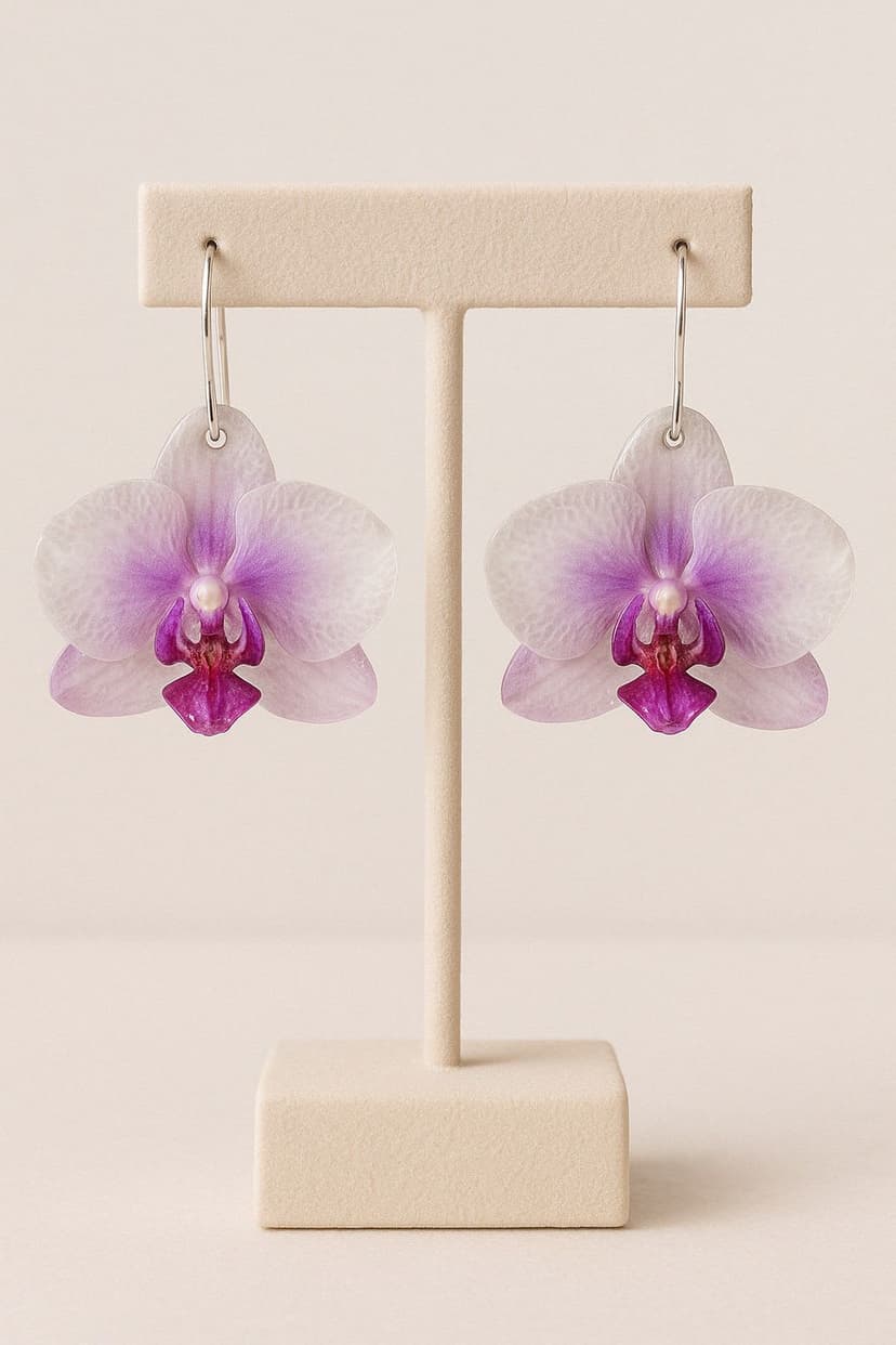 Серьги из цветов орхидеи